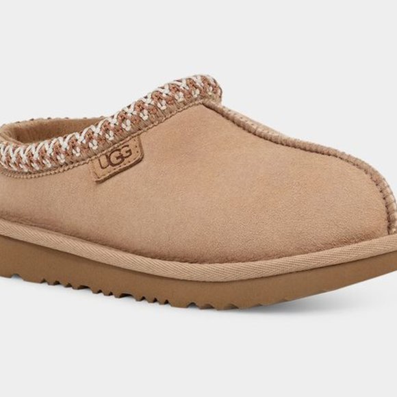 UGG Shoes - NEW. UGG TASMAN DRIFTWOOD